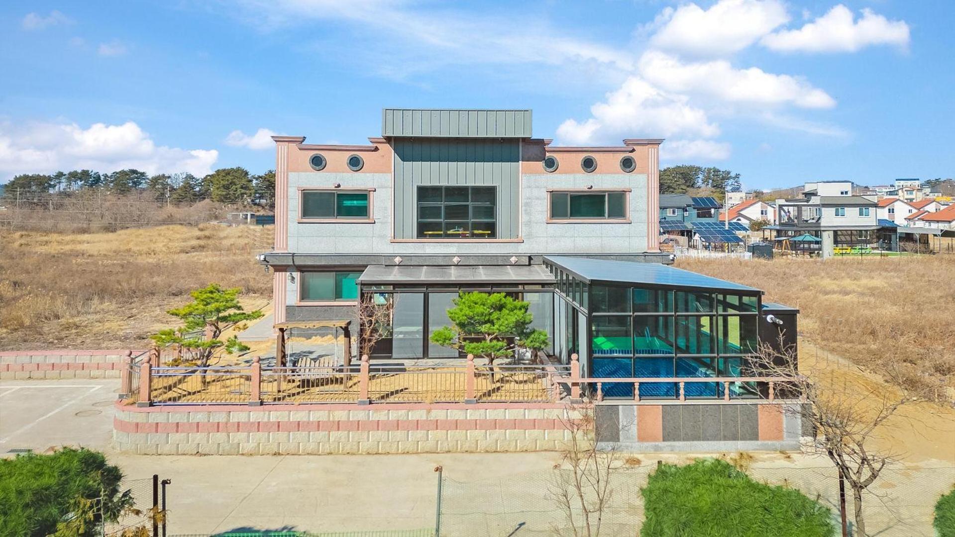 Daebudo Juni Pension Ansan Εξωτερικό φωτογραφία